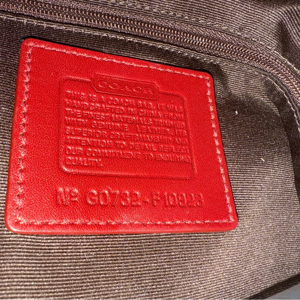 Coach Red signature y2k hobo Shoulder Bag - Picture 9 of 9